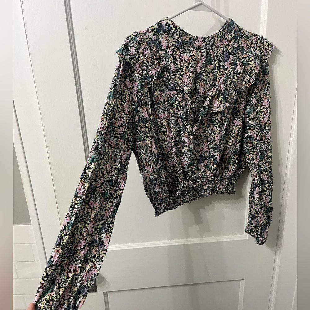 Wild fable floral blouse - Picture 2 of 4